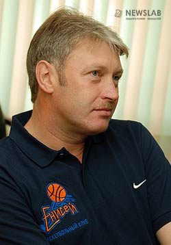Экс-главный тренер баскетбольного клуба «Енисей» Бразис Альгирдас 