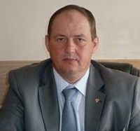 Глава Уярского района (отстранен от должности на время следствия) Соломатов Владимир Николаевич