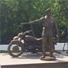 В Красноярске установили памятник инспектору ГАИ