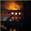 Площадь пожара в красноярском агроуниверситете превысила 500 кв. м