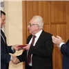 Красноярских энергетиков наградили за преданность делу