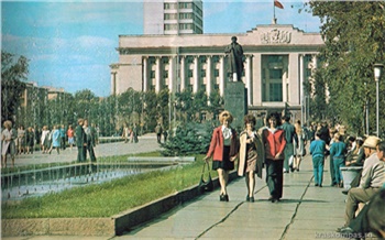 На колесе обозрения через революцию и перестройку: двухвековая история Центрального парка Красноярска