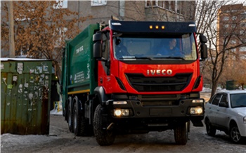 «Работа идет, система регулируется»: левобережный оператор показал красноярцам новые мусоровозы