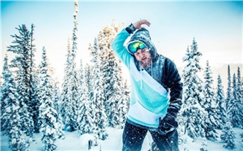 «Однажды подумал — почему бы самому не сделать себе экипировку?»: как красноярский сноубордист превратил хобби в бизнес