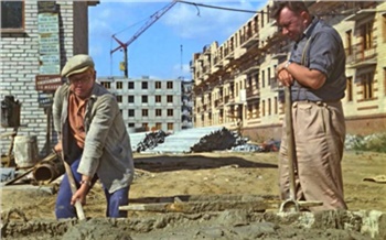 Почему рушатся новостройки и промерзают метровые стены: ученый о строительстве жилья в СССР и сегодня