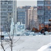«Пусть бы еще постояли»: в красноярском Солнечном снесли ледовые горки 