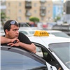 Красноярский таксист забрал себе забытый пассажиркой телефон и попал под следствие