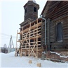 В Красноярском крае устанавливают строительные леса для реставрации Барабановской церкви