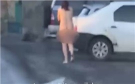 Жительница Норильска решила позлить мужа и вышла голой на улицу