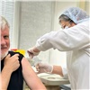 Главврач краевой больницы вакцинировался от гриппа и призвал красноярцев сделать то же самое