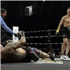 Боксер из Минусинска Марк Петровский победил действующего чемпиона из Австралии (видео)