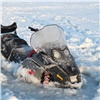 В Красноярском крае под лед провалился снегоход с двумя людьми