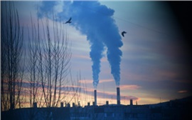Работу красноярского ХМЗ требуют запретить из-за повышенной концентрации опасных выбросов