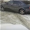 «7 раз ударил машину»: красноярцев удивил сбежавший после ДТП во дворе водитель (видео)