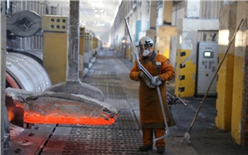 «Профессия — металлург»: кто работает на Красноярском алюминиевом заводе 