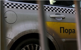 В Красноярском крае мигрантам могут запретить водить такси и продавать алкоголь