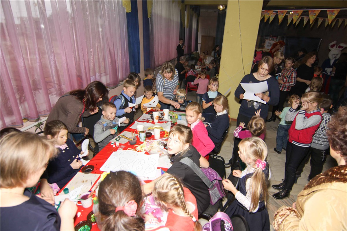 Кинофестиваль РУСАЛа в посёлке Таёжный посетили больше