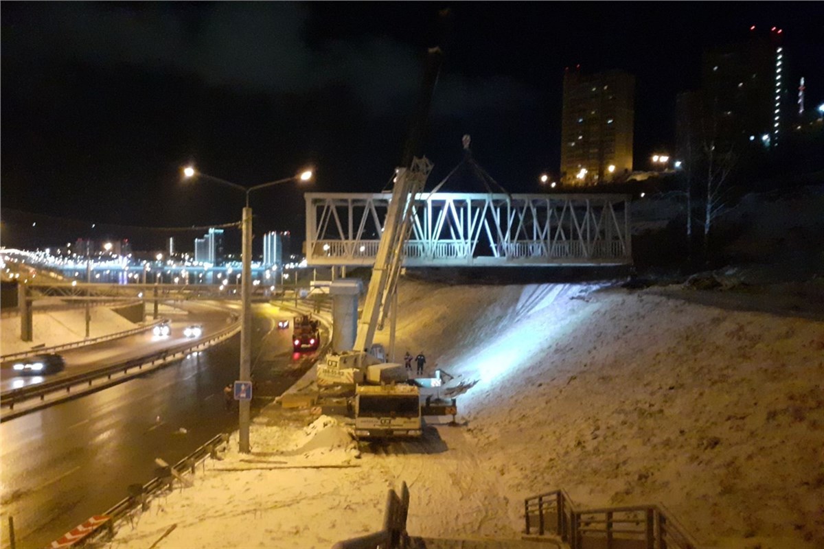 Пешеходный мост через Николаевский проспект Красноярск
