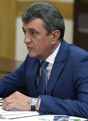 Временно исполняющий обязанности главы республики Северная Осетия — Алания Меняйло Сергей Иванович