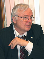 Экс-ректор Красноярского государственного университета Проворов Александр Сергеевич