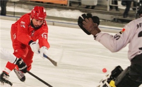 Хоккей с мячом: «Енисей» – «Волга»