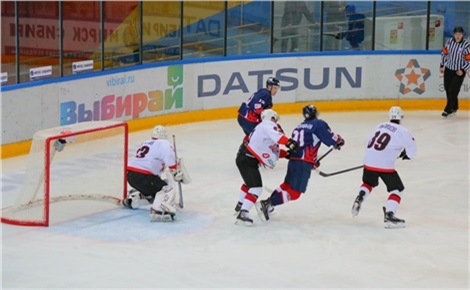 Хоккей: «Сокол» – «Челмет»