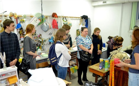 Профессиональный театр кукол