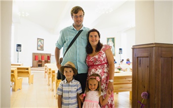 Олег Юстус: «Очередь на усыновление маленьких детей — это очень хорошо»