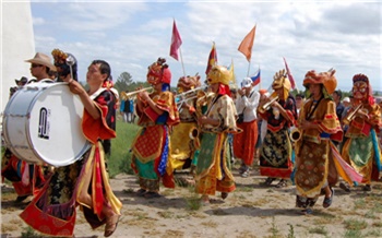 Программа фестиваля «Устуу-Хурээ»