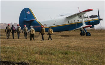 Как это сделано: прыжки с парашютом в Красноярске