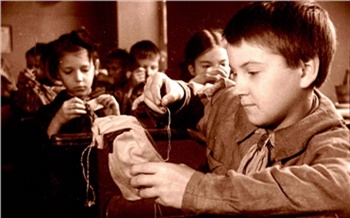 «Луковица для фронта»: как малыши Красной Армии помогали