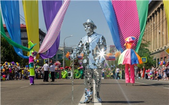 Карнавал и все-все-все: как в Красноярске День города отмечали