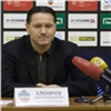 Краевым властям не нравится игра футбольного «Енисея», но расторгать контракт с Дмитрием Аленичевым не будут