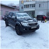 Закон о штрафах за парковку на газонах в Красноярске принят окончательно