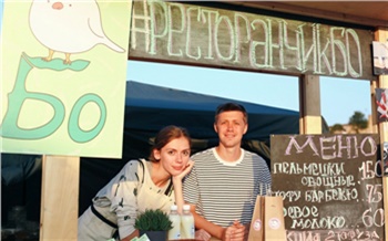 «Мы стараемся привнести в диетическое питание что-то новое»: как семья из Красноярска открыла бизнес по производству тофу и веганских пельмешек