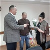 Самую известную семью Свердловского района Красноярска поздравили с восьмым ребенком