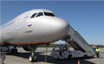 «Планируем перевезти за лето более ста тысяч пассажиров»: как в Красноярске открывали авиахаб компании «Аэрофлот»