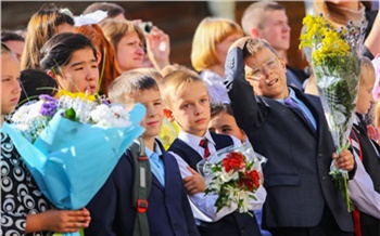 «Путинских 10 000 нам не хватило»: сколько на самом деле стоит собрать ребенка в школу в Красноярске? 