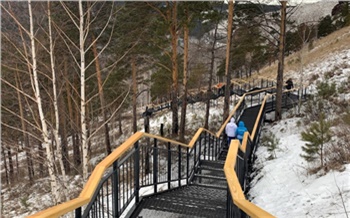 Приманка для вандалов или рай для туристов? Прогулялись по лестнице на Торгашинский хребет