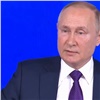 «Сила действия всегда равна силе противодействия»: Владимир Путин не считает нужным наказывать людей за отказ от вакцинации