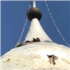 В Шарыпово собирают деньги на восстановление поврежденных ураганом куполов храма