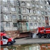 В Норильске больше 30 человек пришлось эвакуировать пожарным из горящей 9-этажки (видео)