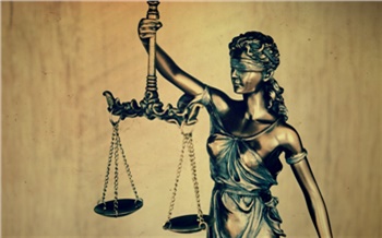 «Если тебя подозревают, значит ты уже виновен»: честный взгляд красноярского адвоката на работу современного суда