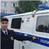 «Лежала на полу и ничего не понимала»: в Железногорске спасатели и полицейский вызволили из квартиры беспомощную бабушку 