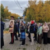 По красноярскому Академгородку прошел крестный ход с молитвой о восстановлении мира