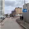 Красноярских водителей предупредили об изменении дорожных знаков на пересечении Ады Лебедевой и Перенсона 