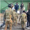 Полицейский спецназ ловил мигрантов-нелегалов в Красноярске (видео)