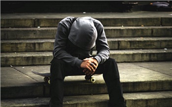 «Всё начинается с внутренней боли»: как помочь подростку с деструктивным поведением