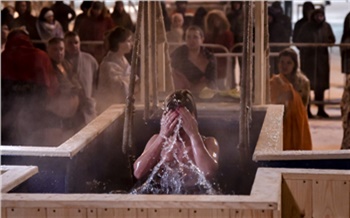 «Давай в купель!»: как красноярцы в 2023-м Крещение отмечали