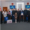 Полиция наградила самых мужественных жителей Красноярского края (видео)